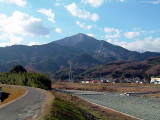 高越山