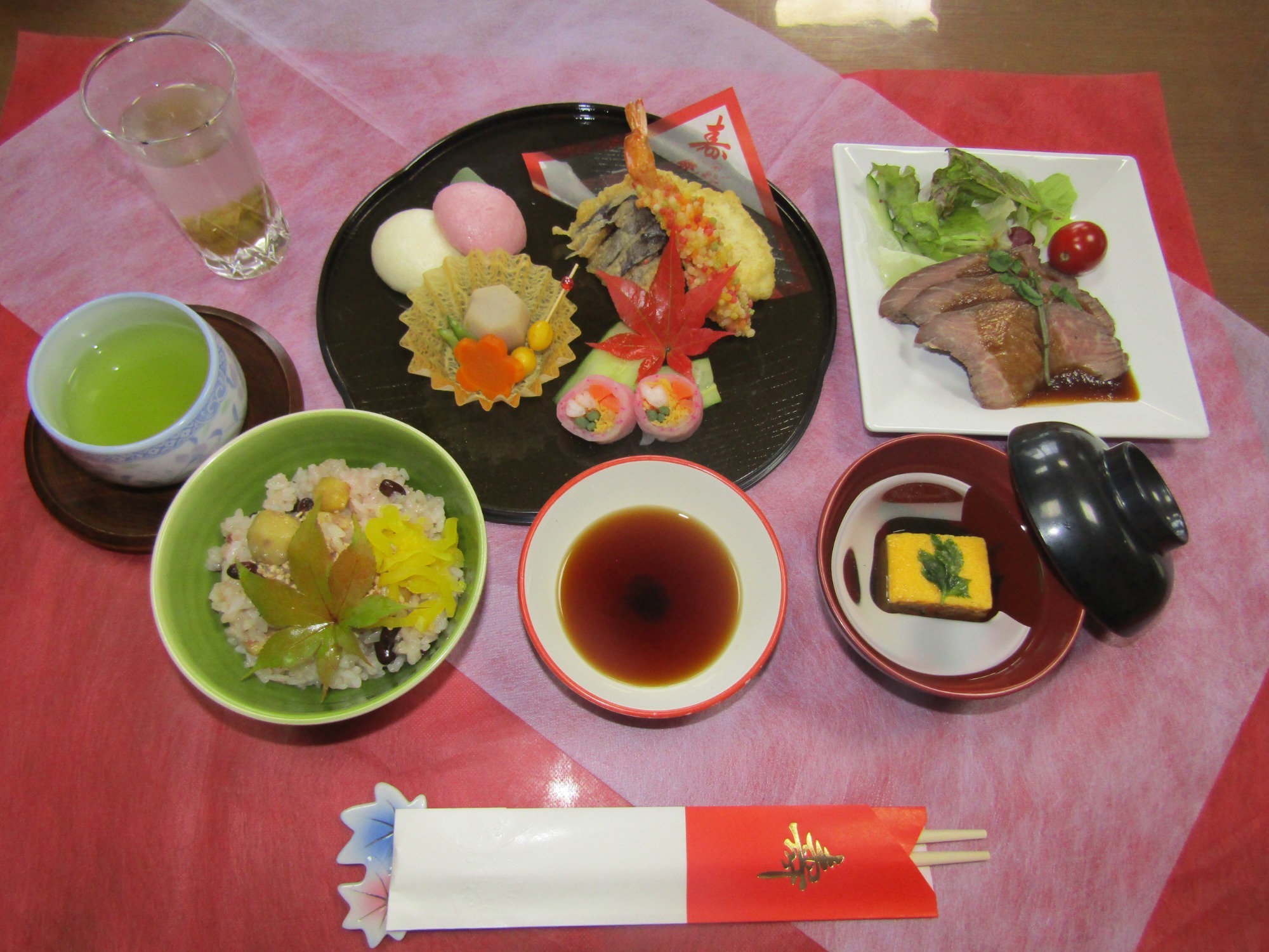 写真：畑仕事のイメージ