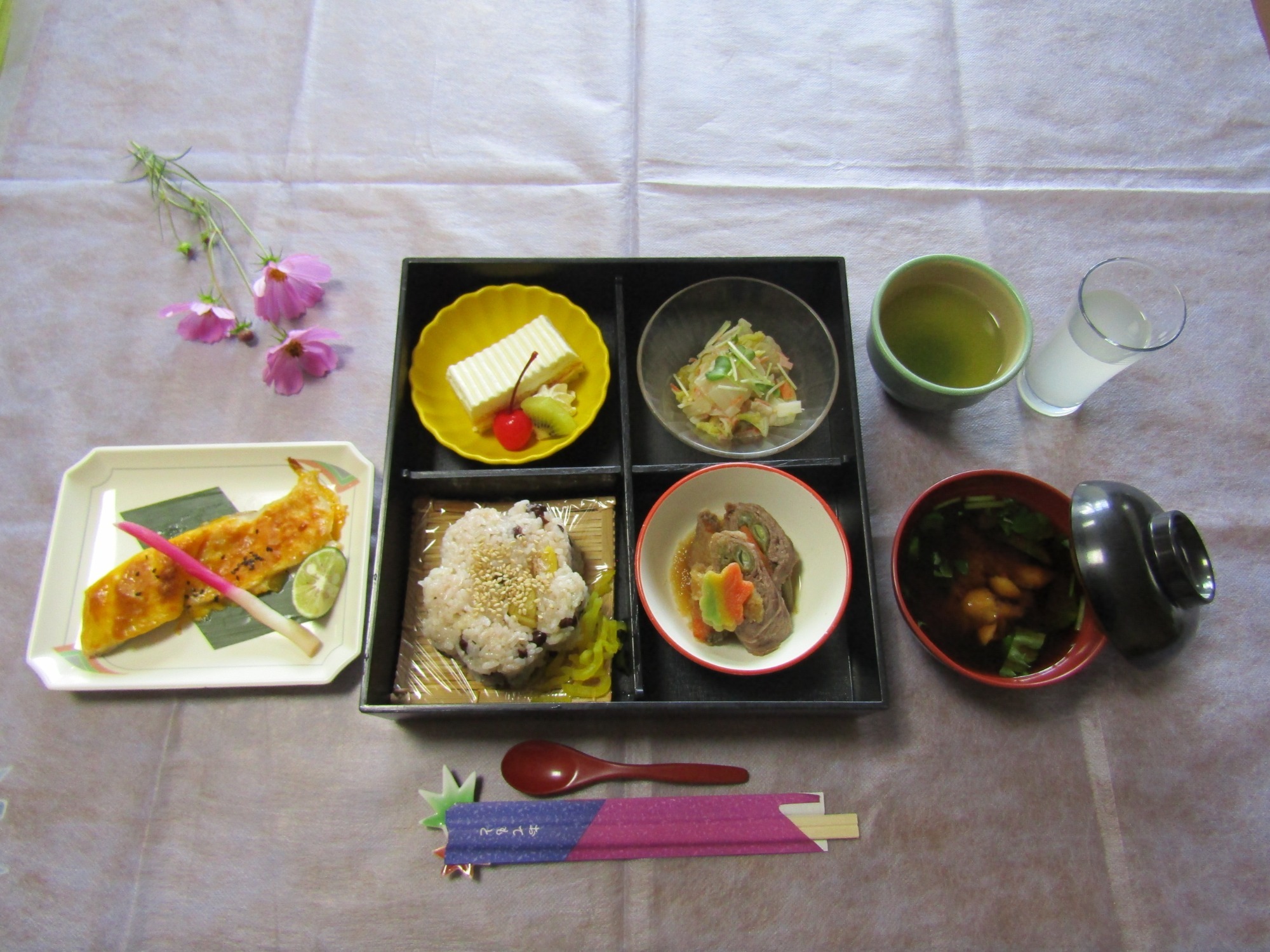 写真：畑仕事のイメージ